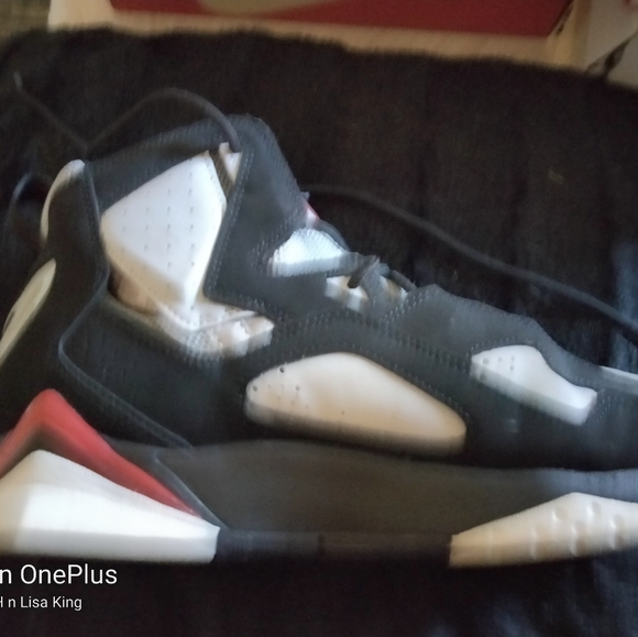 Nike Jordans - Picture 5 of 7